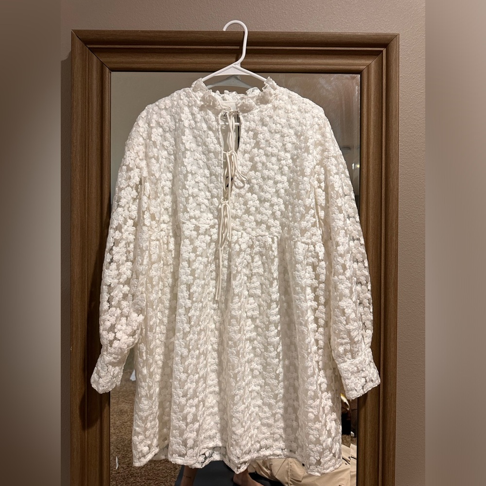 Zara white dress nwt size large